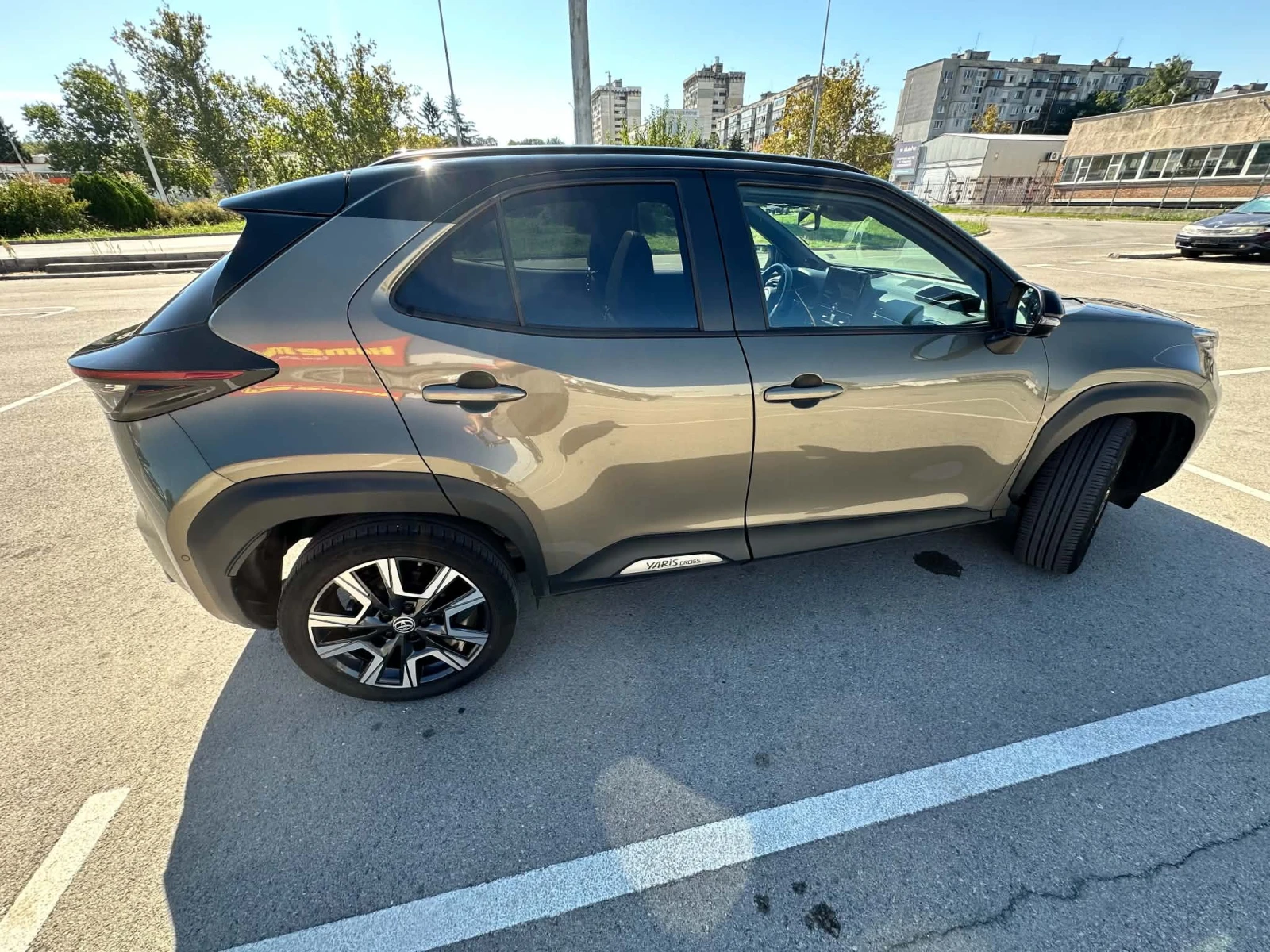 Toyota Yaris Cross PREMIERE EDITION facelift 130 hp, снимка 3 - Автомобили и джипове - 56259410