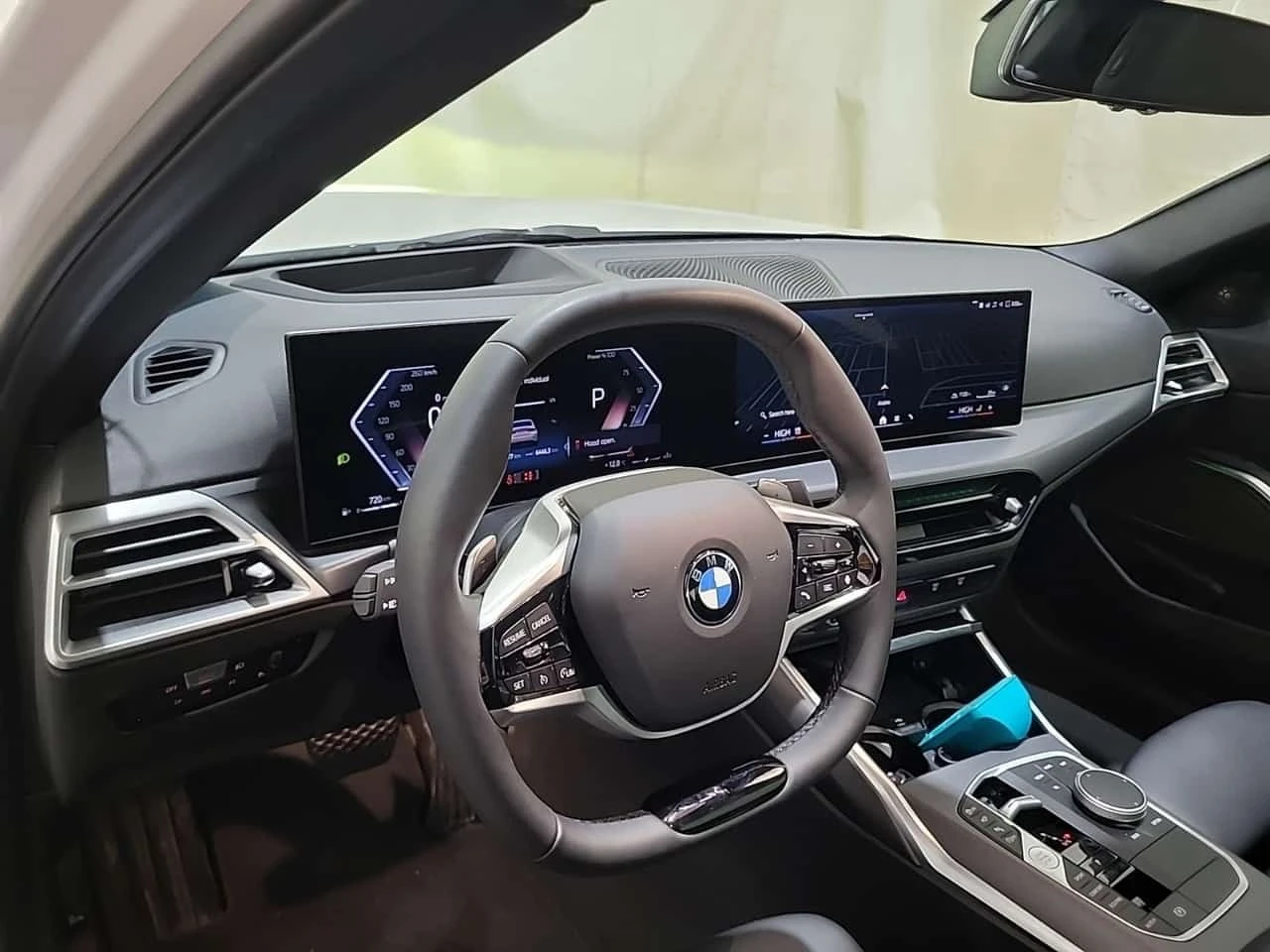 BMW 330 * 330i xDrive * CARFAX * ����� �� ����������� | Mobile.bg � ����������� 5