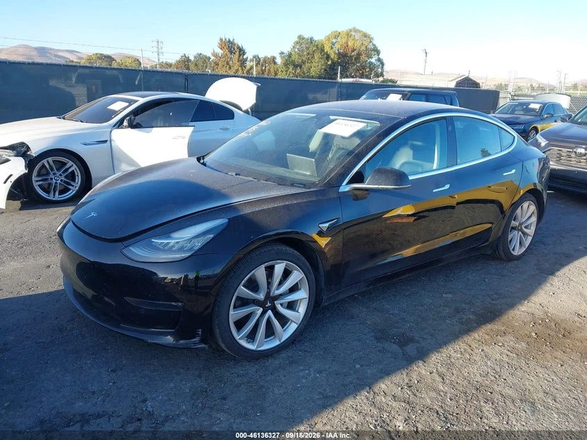 Tesla Model 3 Long Range/Mid Range, снимка 2 - Автомобили и джипове - 56579181