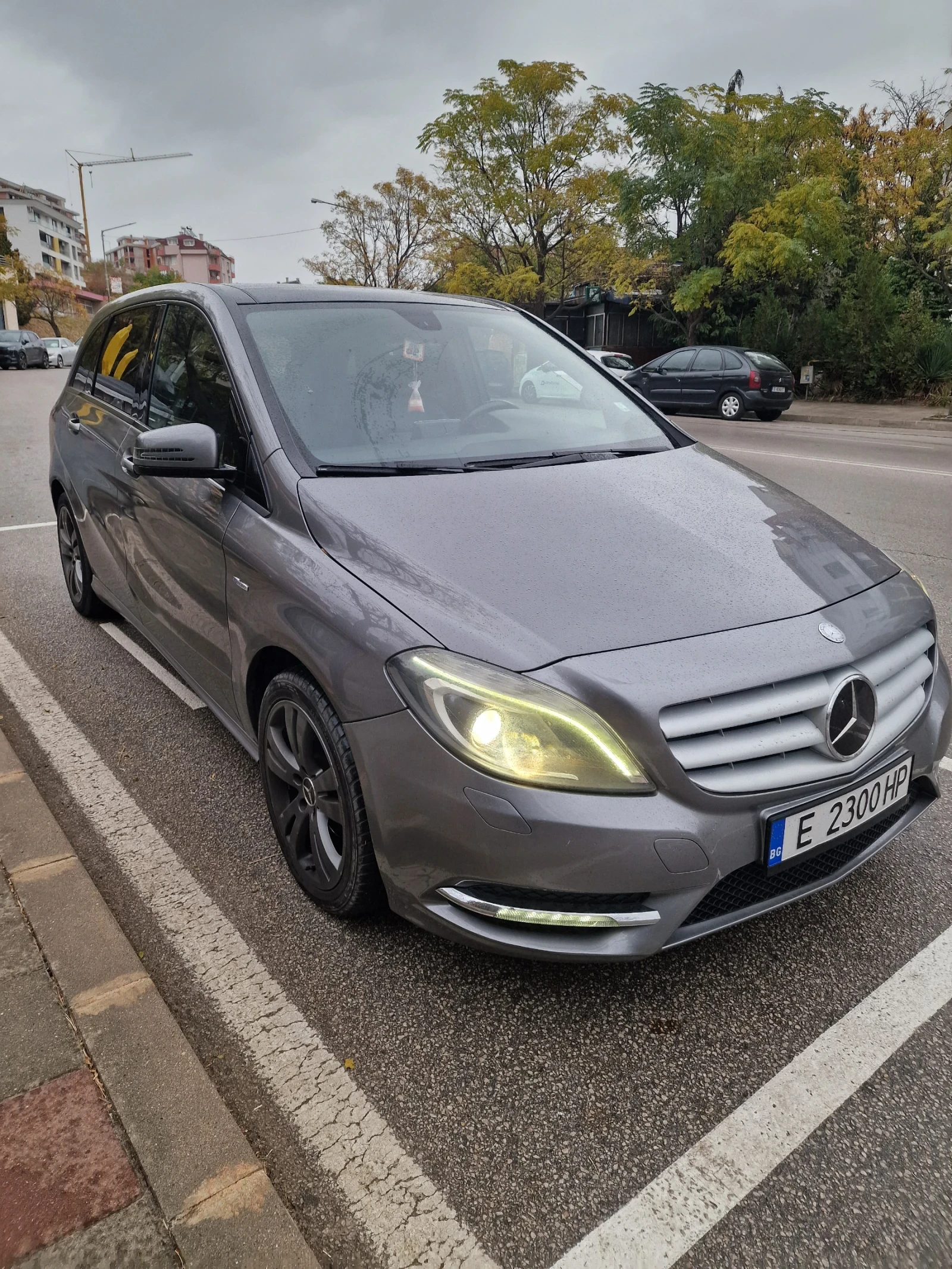 Mercedes-Benz B 180, снимка 6 - Автомобили и джипове - 56732697