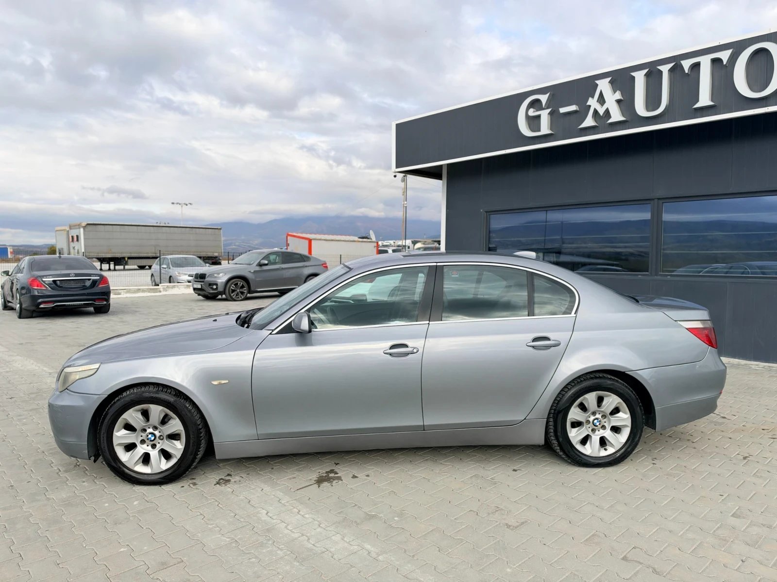 BMW 525 2.5TDI Собствен лизинг!!!, снимка 2 - Автомобили и джипове - 56732923