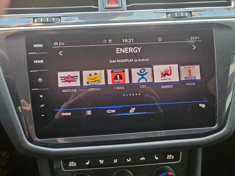 VW Tiguan Allspace  Elegance 4Motion 2.0TDI 200PS Панорама DCC, снимка 12 - Автомобили и джипове - 52122182