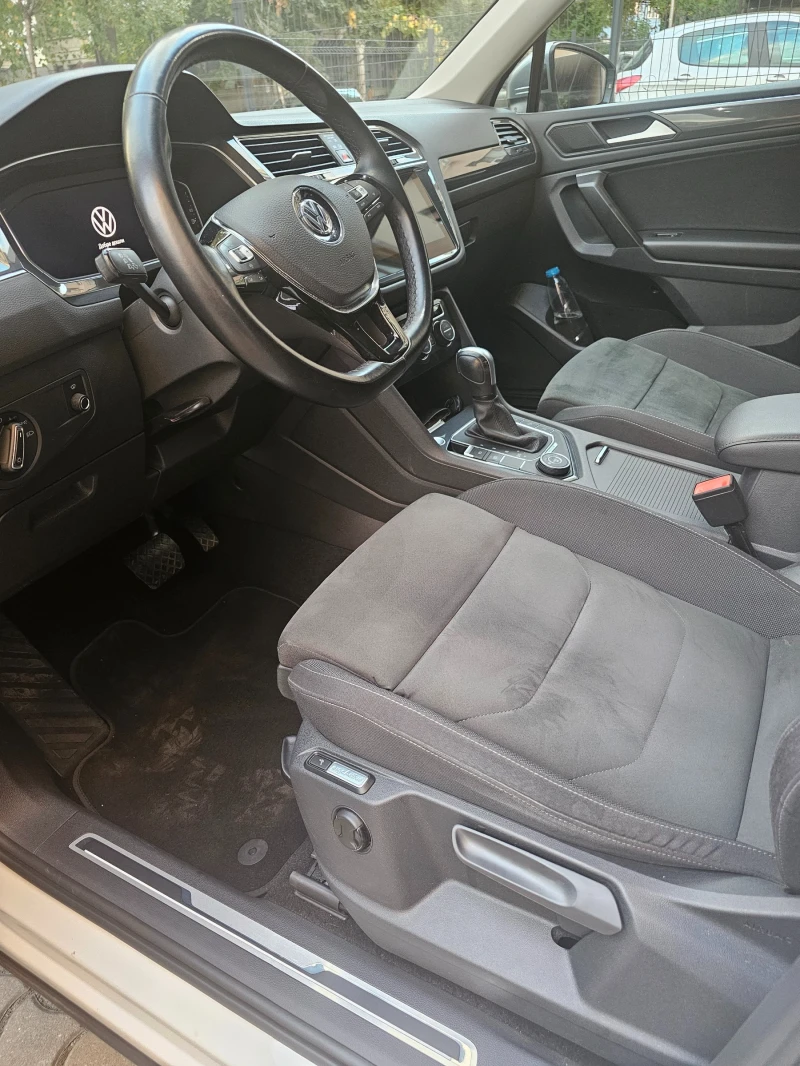 VW Tiguan Allspace  Elegance 4Motion 2.0TDI 200PS Панорама DCC, снимка 7 - Автомобили и джипове - 52122182