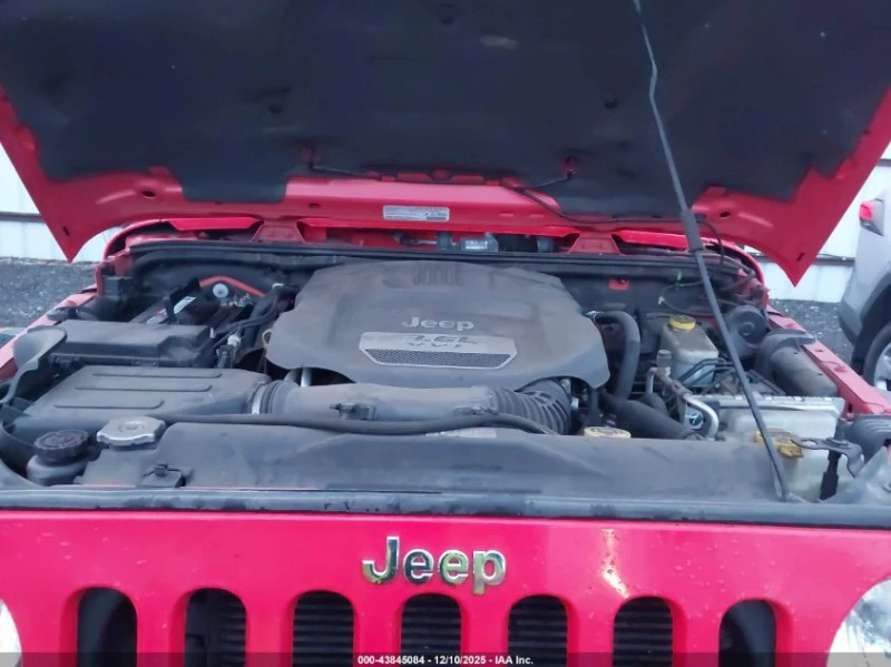 Jeep Wrangler 3.6L V-6 DOHC, VVT, 285HP 4X4 Drive, снимка 17 - Автомобили и джипове - 53176165