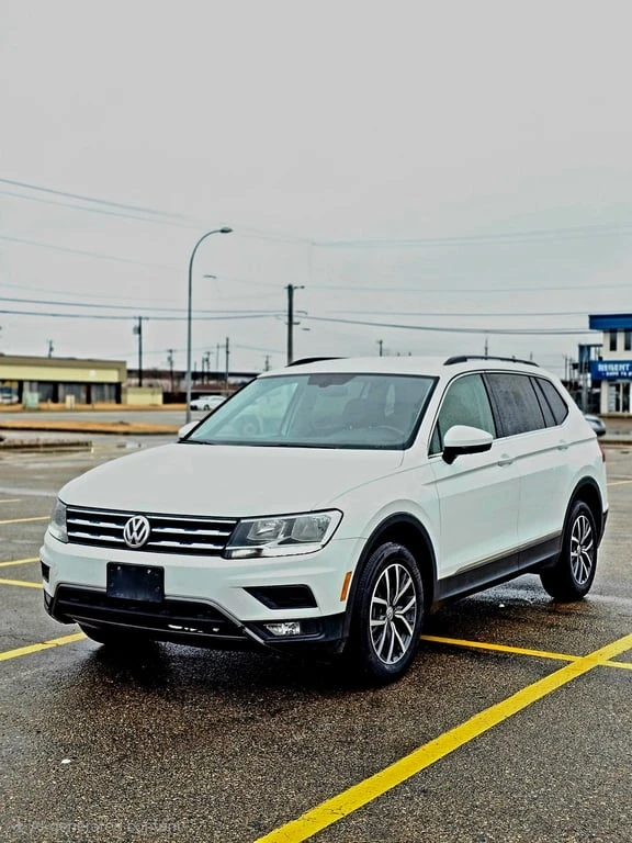 VW Tiguan * 4MOTION * CARFAX * БЕЗ ПЪРВОНАЧАЛНА ВНОСКА, снимка 11 - Автомобили и джипове - 52807832