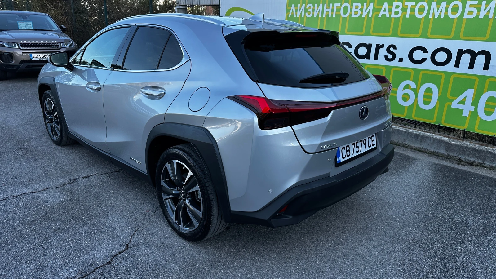 Lexus UX 250h Hybrid Гаранция ОБДУХВАНE/360 КАМЕРА/HEAD-UP/ - изображение 5