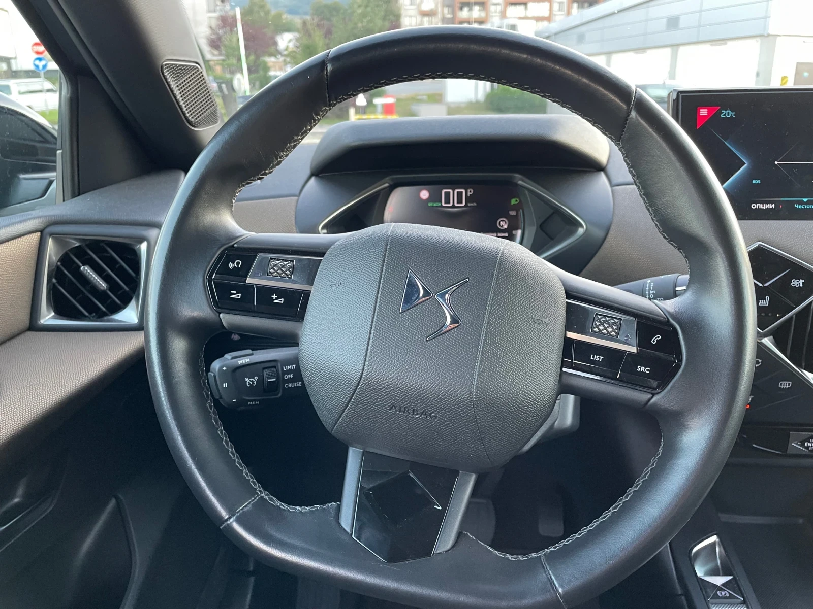 DS DS 3 Crossback E-TENSE 50 98% SOH - изображение 9