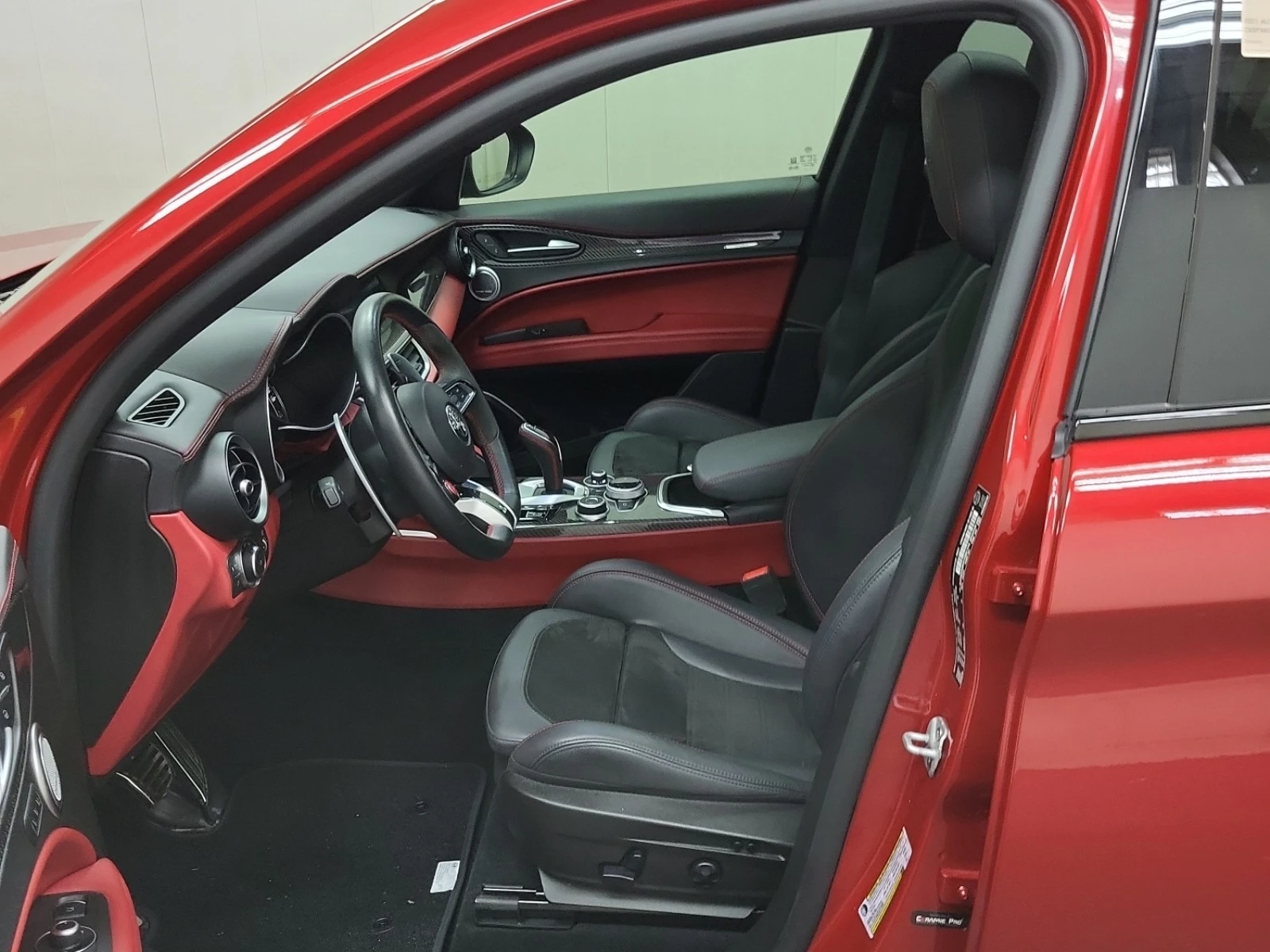 Alfa Romeo Stelvio QUADRIFOGLIO CARFAX АВТО КРЕДИТ  - изображение 8