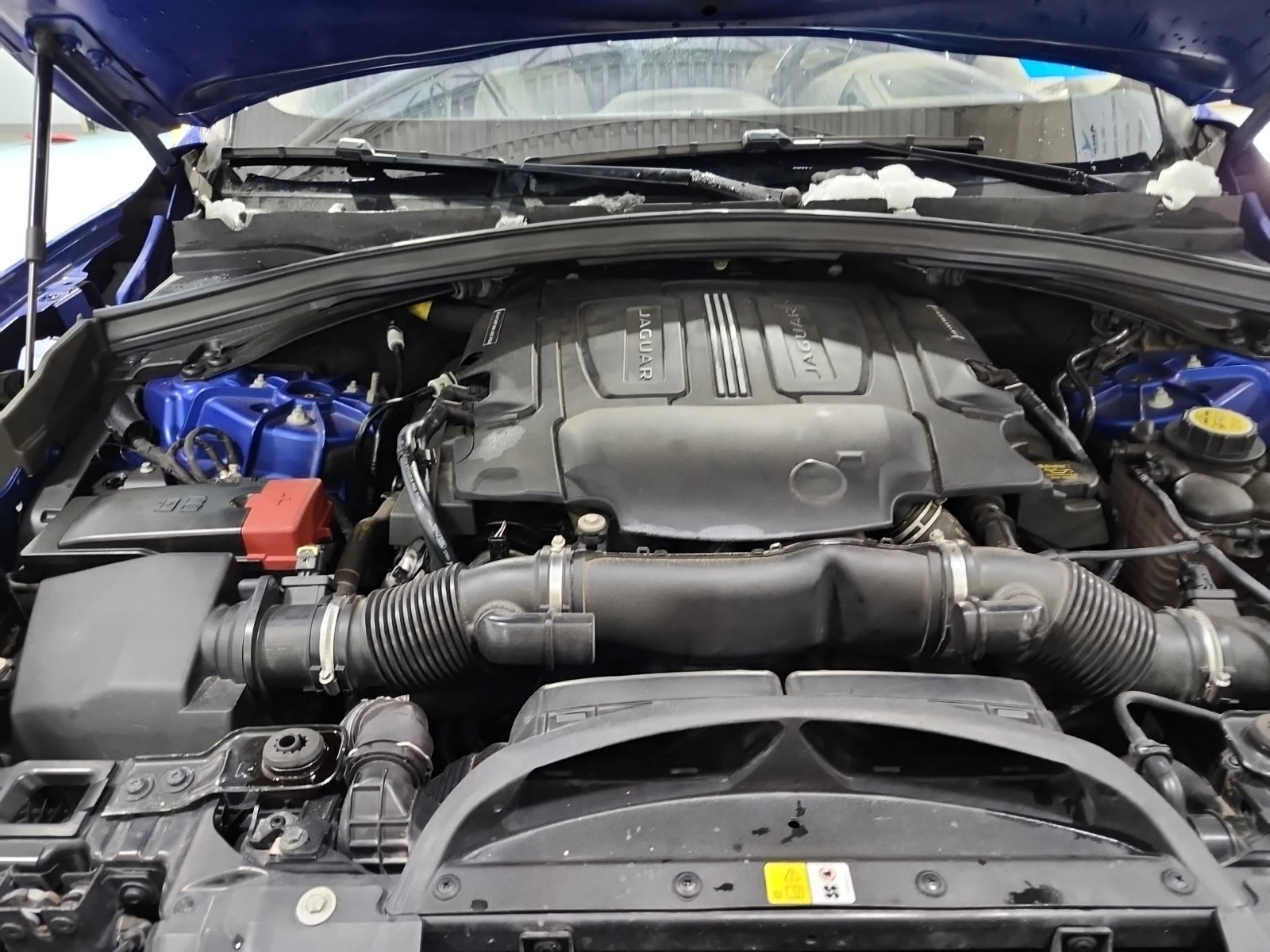 Jaguar F-PACE R-SPORT * * CARFAX * * АВТО КРЕДИТ * * , снимка 11 - Автомобили и джипове - 54083503