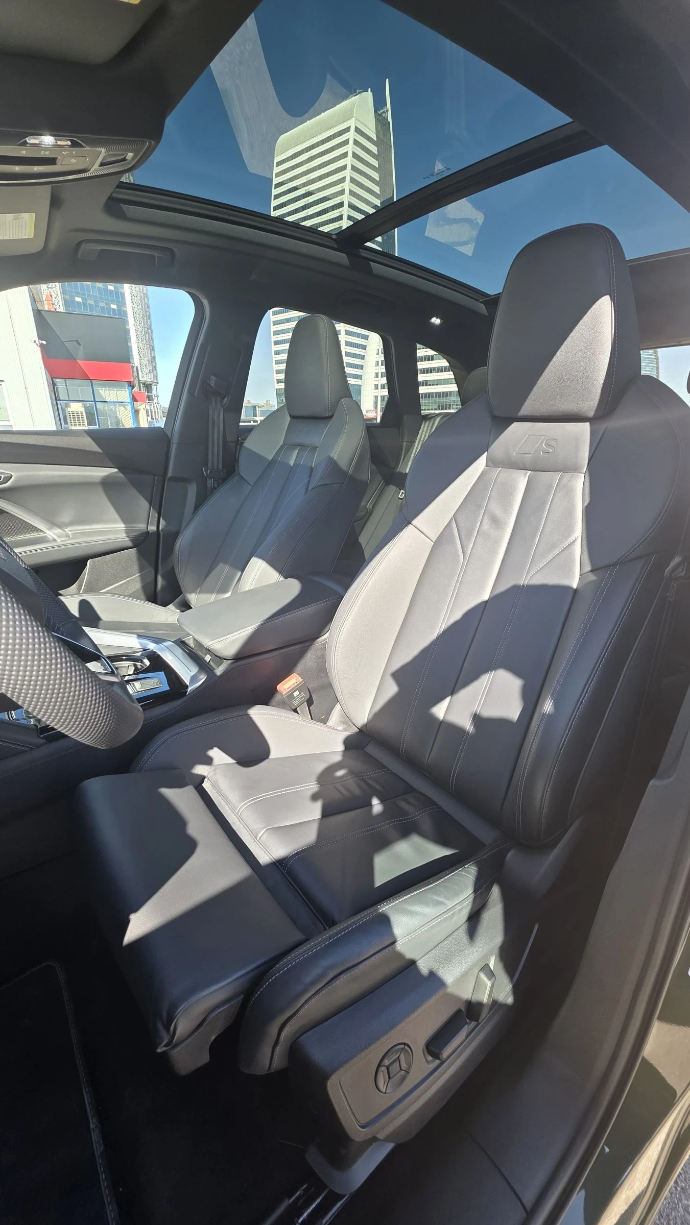 Audi Q5, снимка 9 - Автомобили и джипове - 54208276