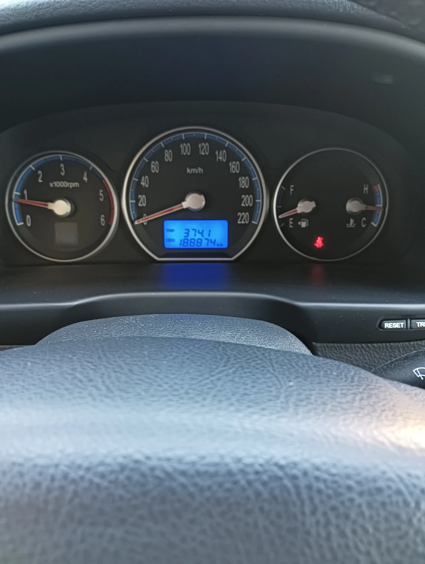 Hyundai Santa fe 2.2 CRDI 155 КС. 4VD, снимка 16 - Автомобили и джипове - 54346859