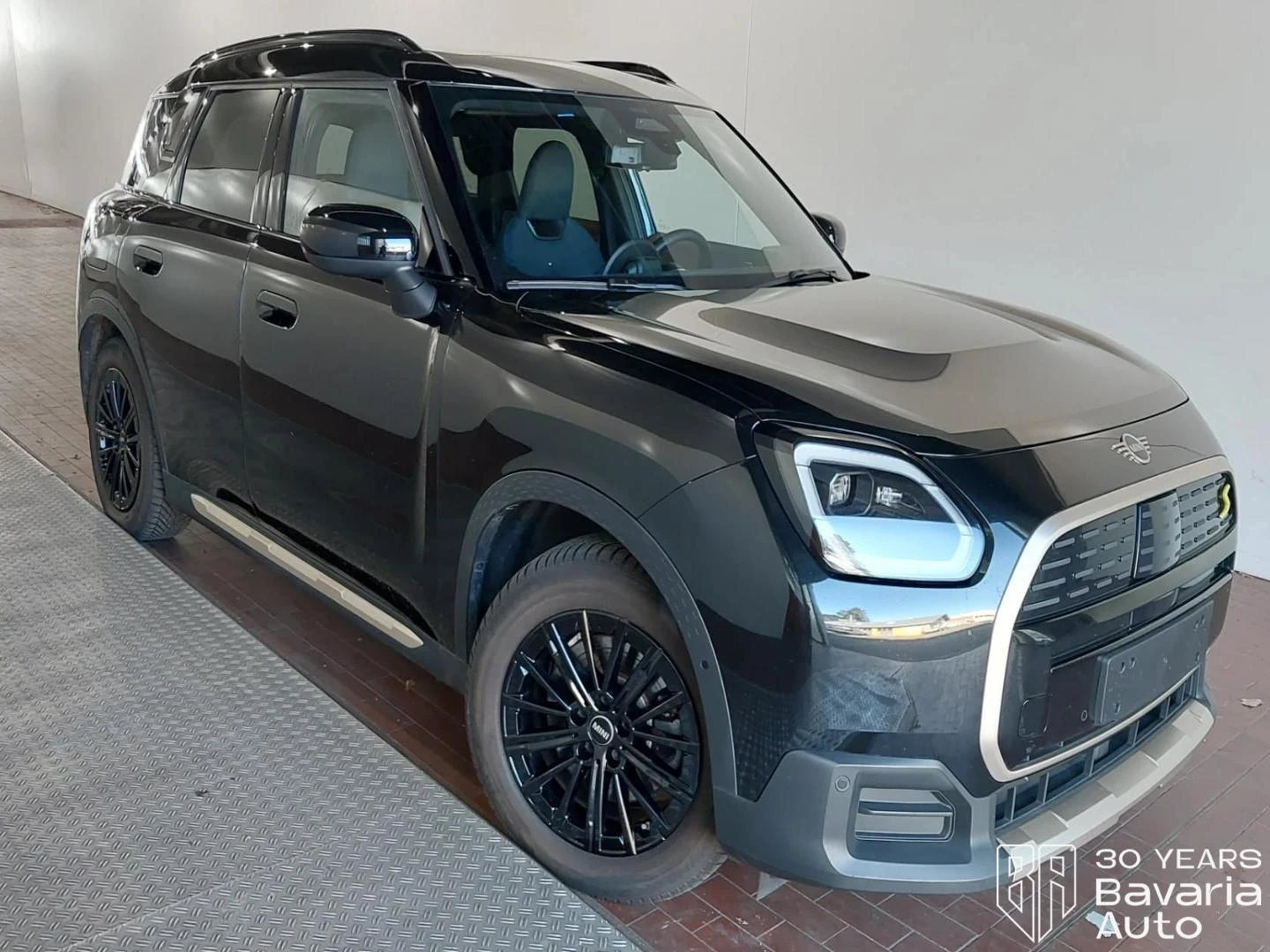 Mini Countryman SE ALL4 Automatic Favoured Trim, снимка 4 - Автомобили и джипове - 54428896