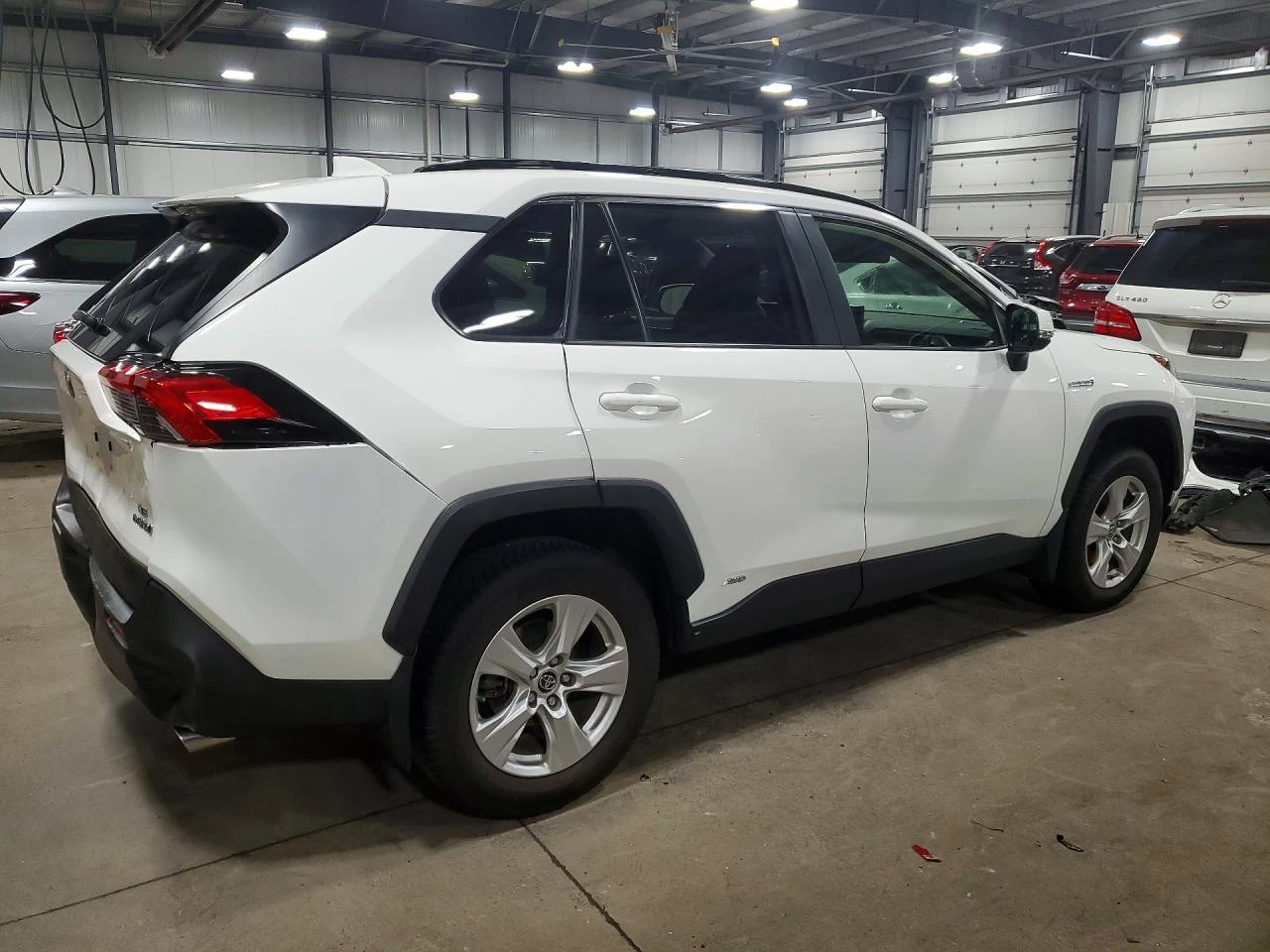 Toyota Rav4 2.5l Le, снимка 3 - Автомобили и джипове - 54731460