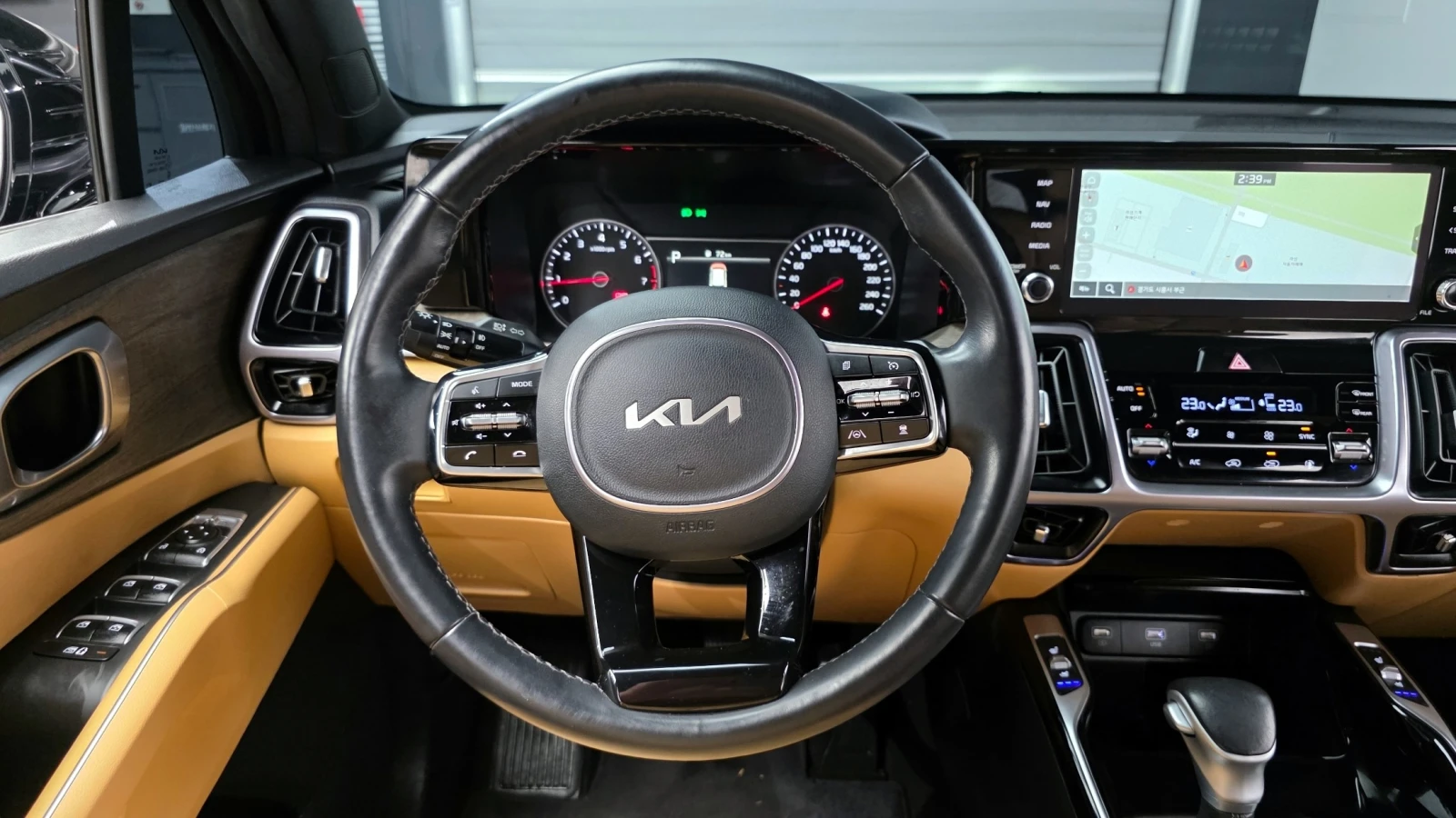 Kia Sorento * * 2.5T* * , снимка 14 - Автомобили и джипове - 54942196
