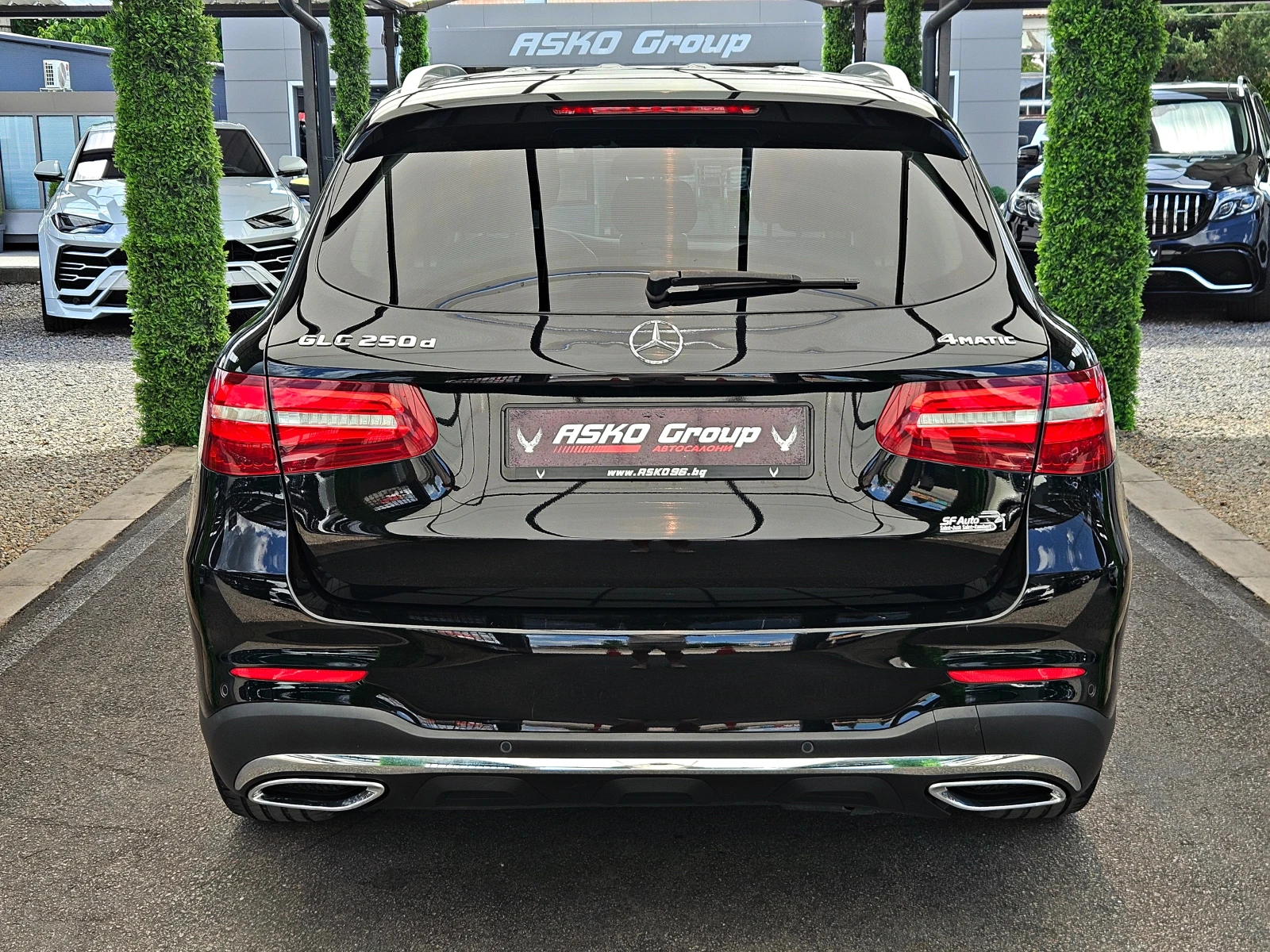 Mercedes-Benz GLC 250 AMG/GERMANY/CAMERA/ПОДГРЕВ/BURMESTER/AUTO HOLD/LIZ, снимка 6 - Автомобили и джипове - 54960743