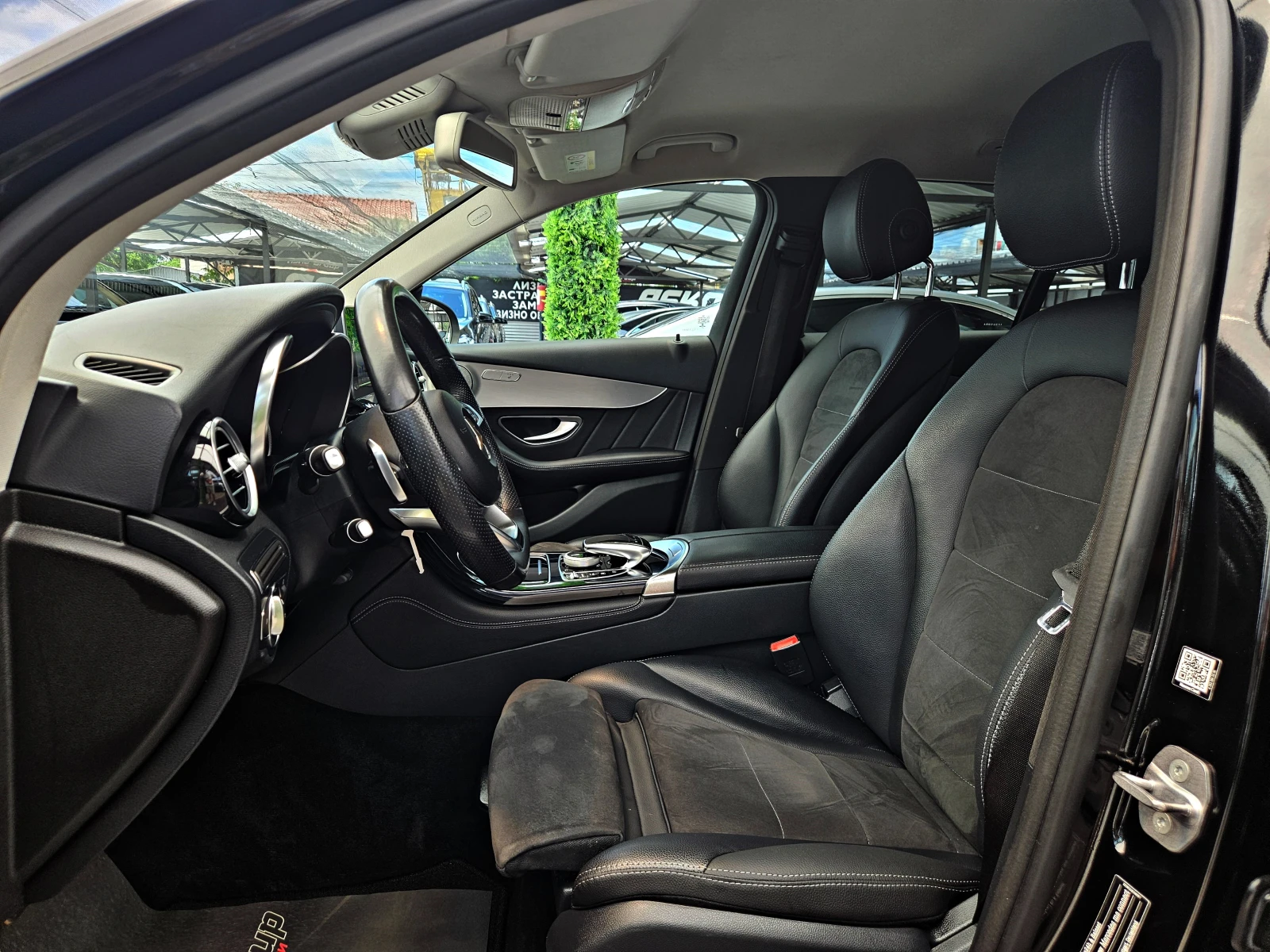 Mercedes-Benz GLC 250 AMG/GERMANY/CAMERA/ПОДГРЕВ/BURMESTER/AUTO HOLD/LIZ, снимка 15 - Автомобили и джипове - 54960743