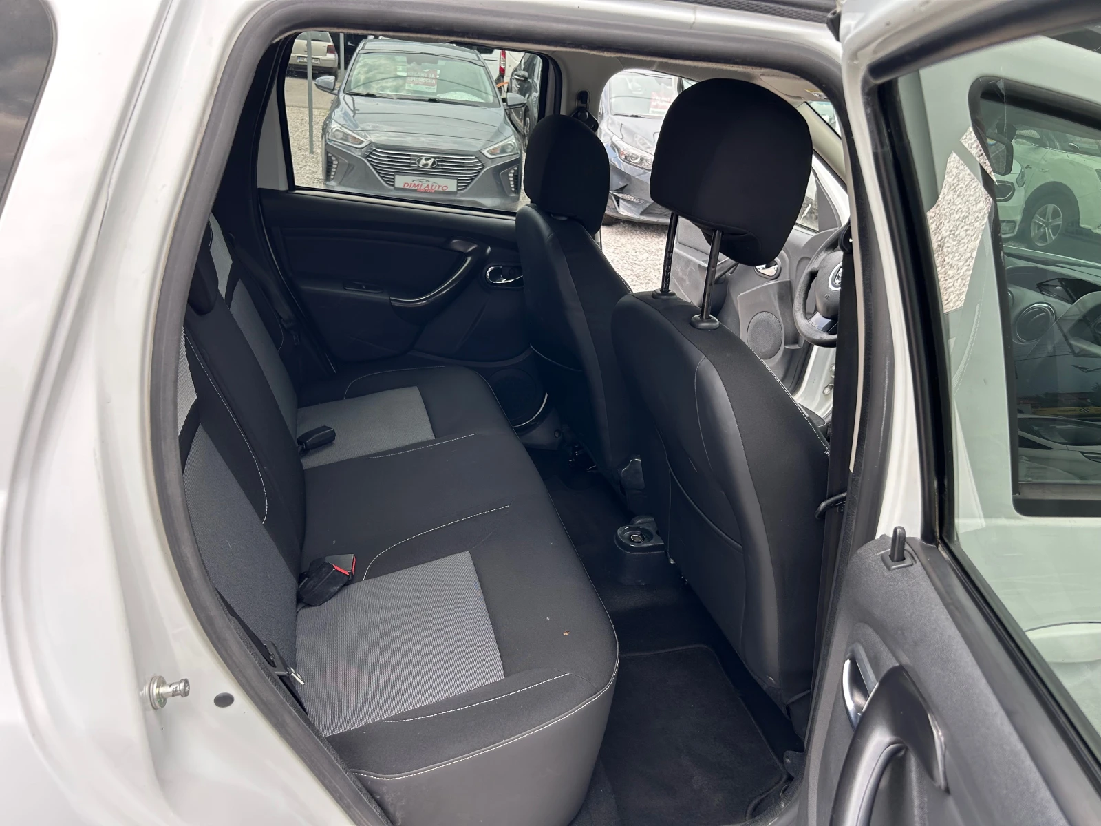 Dacia Duster 1.5DCI EURO6B 4X4  FACE, снимка 12 - Автомобили и джипове - 55001043