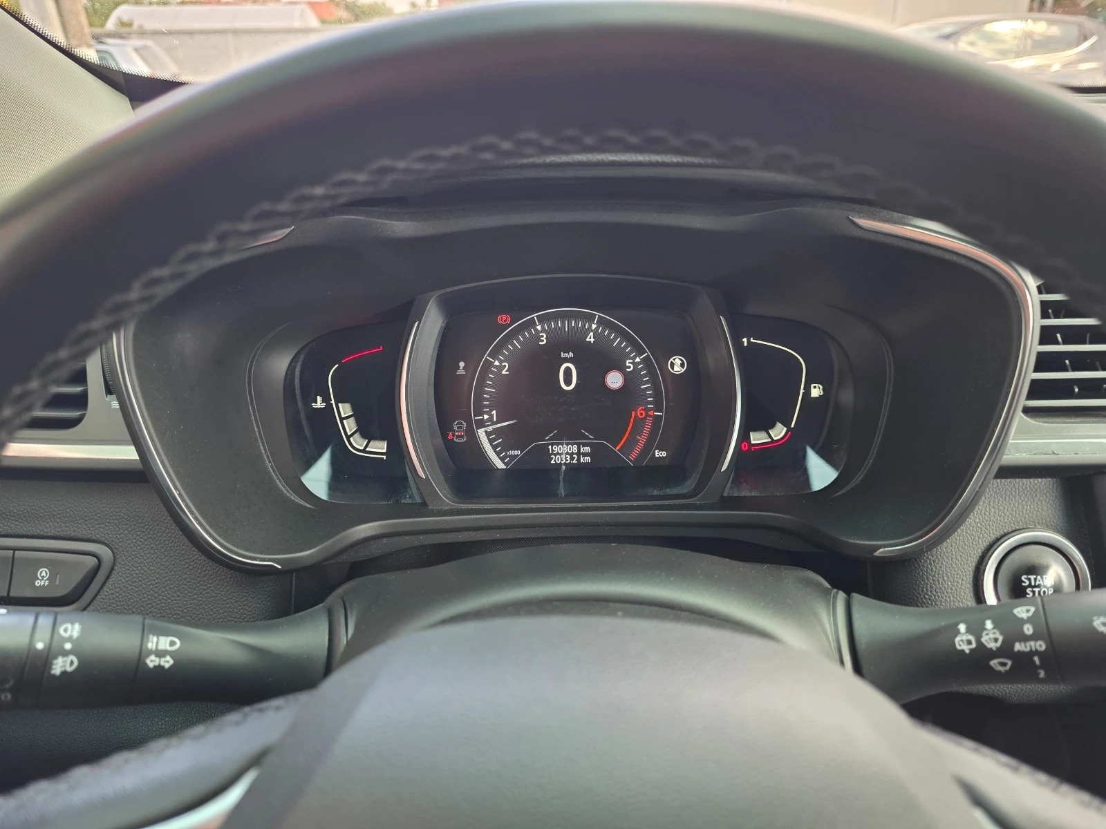 Renault Kadjar KAYLESS GO/STAR-STOP/NAVI/LED/BOSE, снимка 11 - Автомобили и джипове - 56164779