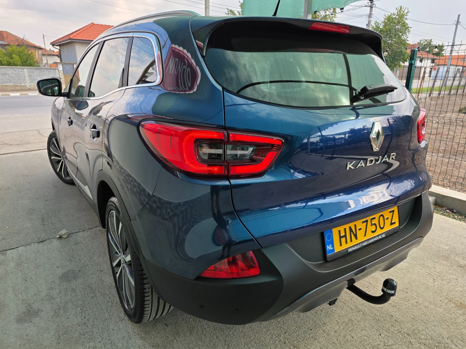 Renault Kadjar KAYLESS GO/STAR-STOP/NAVI/LED/BOSE, снимка 7 - Автомобили и джипове - 56164779
