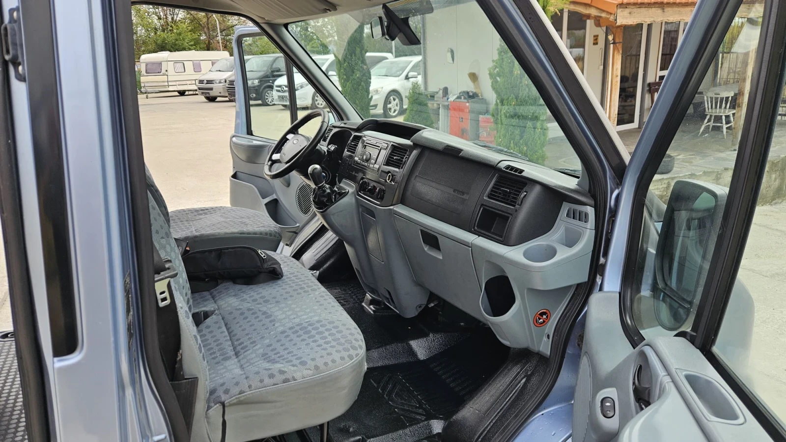 Ford Transit Tourneo, снимка 7 - Бусове и автобуси - 56222882