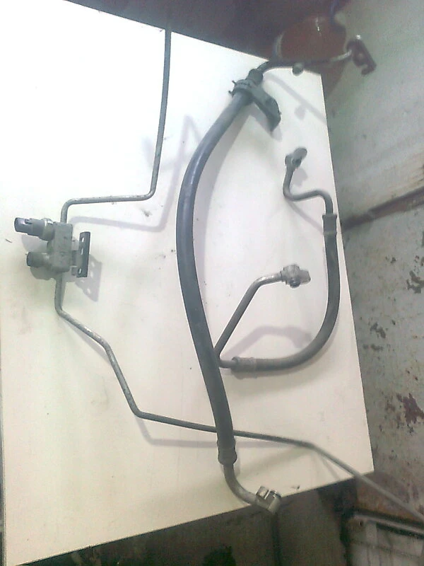 тръба за климатик за Тойота Ярис 1.0 vvti 