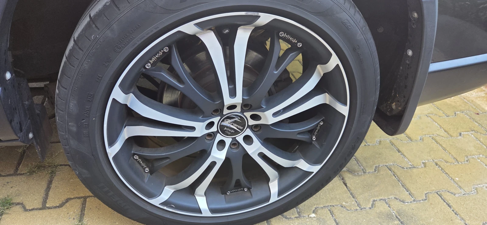 Гуми с джанти Pirelli 245/45R19, снимка 6 - Гуми и джанти - 55772729