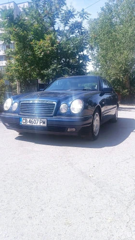 Обява за продажба на Mercedes-Benz E 300 ~7 200 лв. - изображение 1