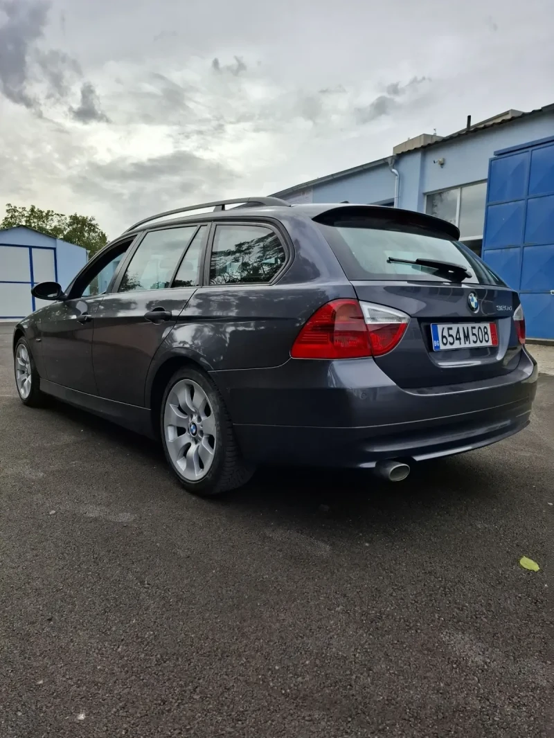 BMW 320, снимка 3 - Автомобили и джипове - 47814681