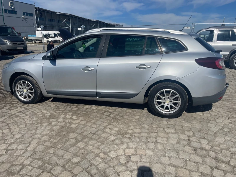 Renault Megane GrandTour/1.2TCE/Газ/130кс., снимка 8 - Автомобили и джипове - 49411585