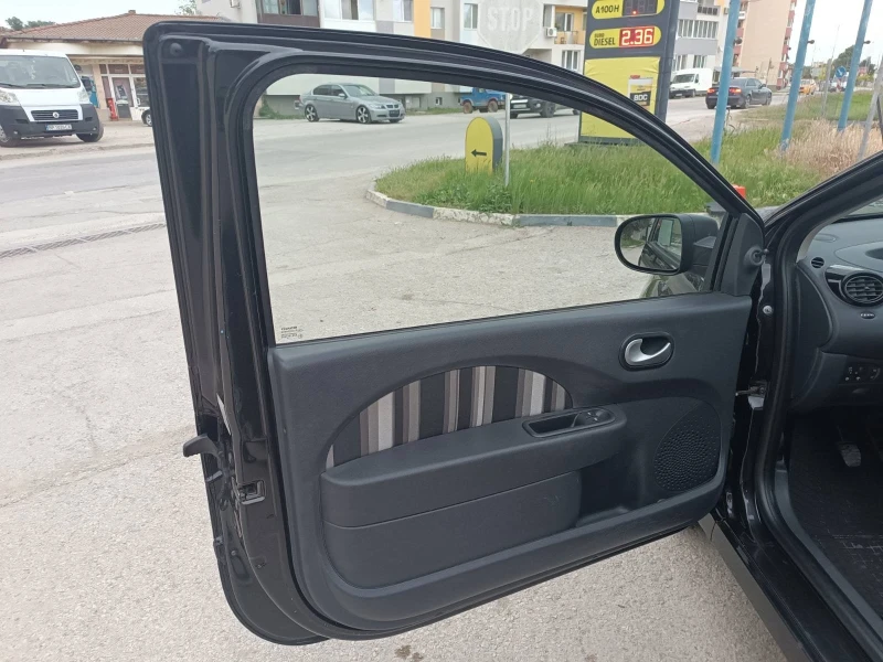 Renault Twingo 1.2benzin, снимка 16 - Автомобили и джипове - 50276979