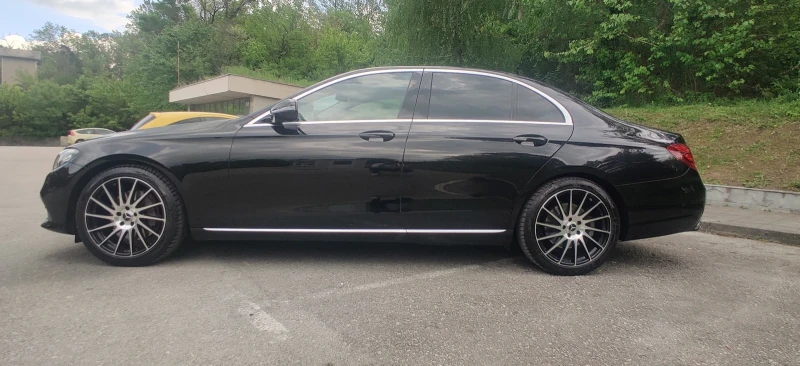 Mercedes-Benz E 350 Avantgarde Autom. Hybrid, снимка 10 - Автомобили и джипове - 52449460