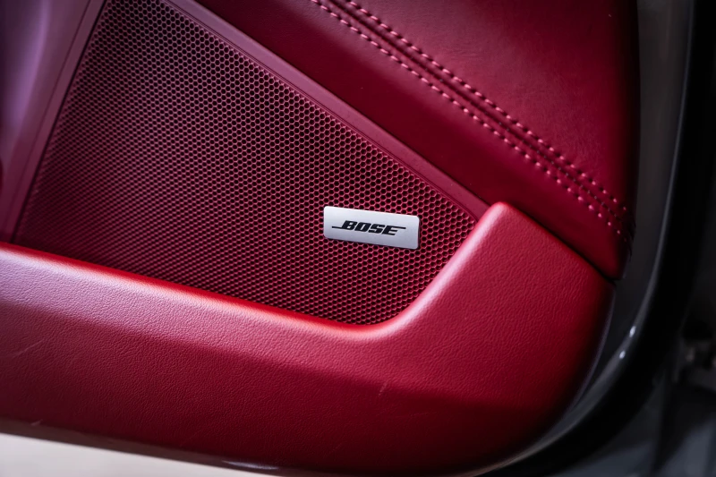 Porsche 911 Turbo S* Lift* SportChrono* Pano* Bose, снимка 17 - Автомобили и джипове - 50767304