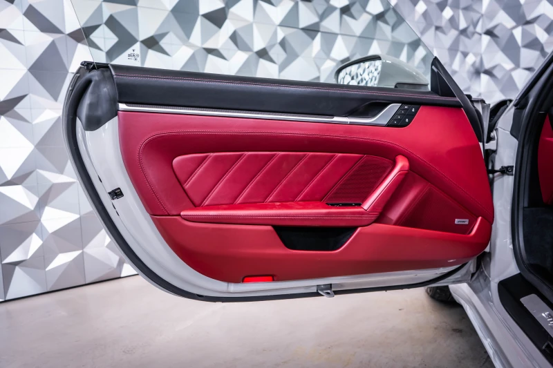 Porsche 911 Turbo S* Lift* SportChrono* Pano* Bose, снимка 7 - Автомобили и джипове - 50767304