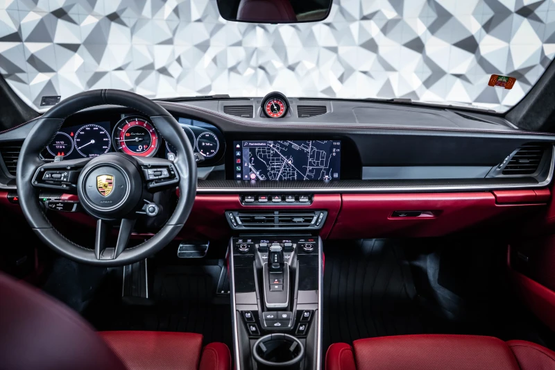 Porsche 911 Turbo S* Lift* SportChrono* Pano* Bose, снимка 11 - Автомобили и джипове - 50767304