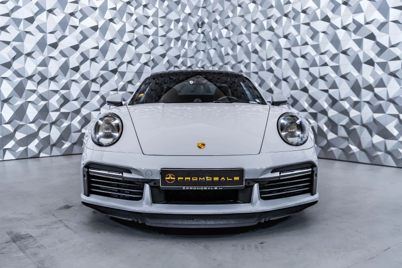 Porsche 911 Turbo S* Lift* SportChrono* Pano* Bose, снимка 2 - Автомобили и джипове - 50767304