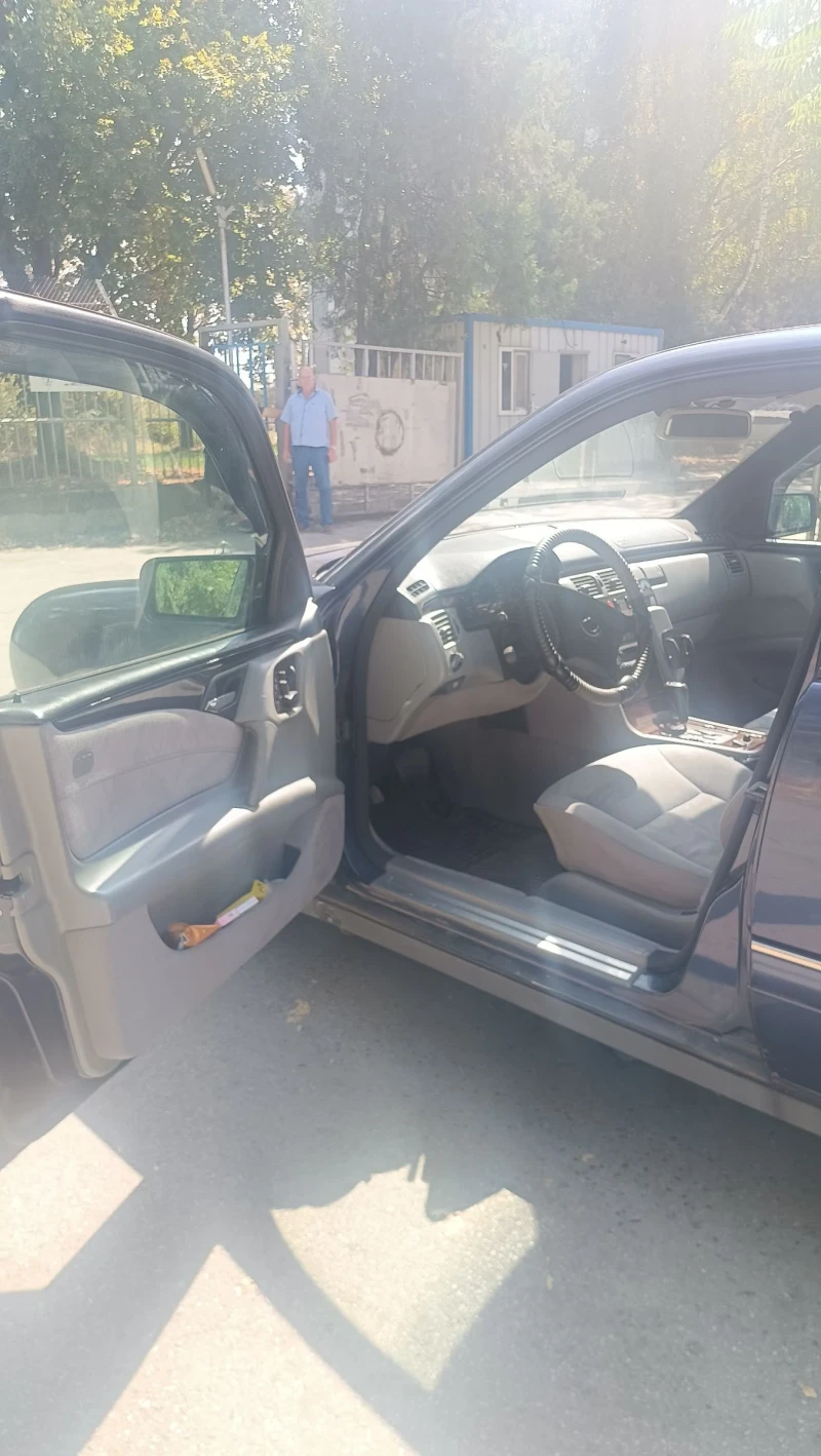 Mercedes-Benz E 300, снимка 6 - Автомобили и джипове - 52362066