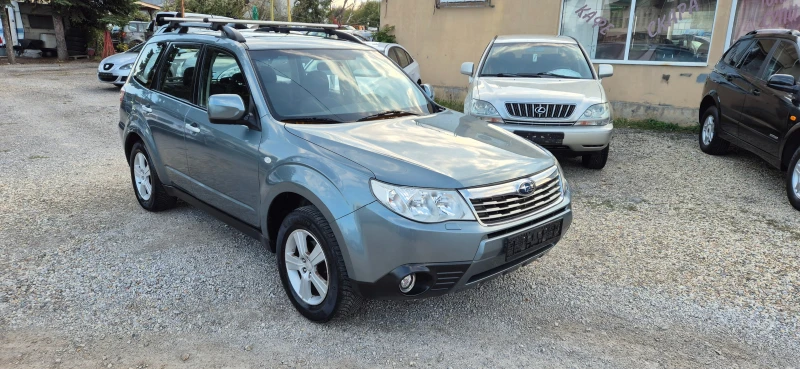Subaru Forester 2.0i Bi-Fuel, снимка 2 - Автомобили и джипове - 52080358