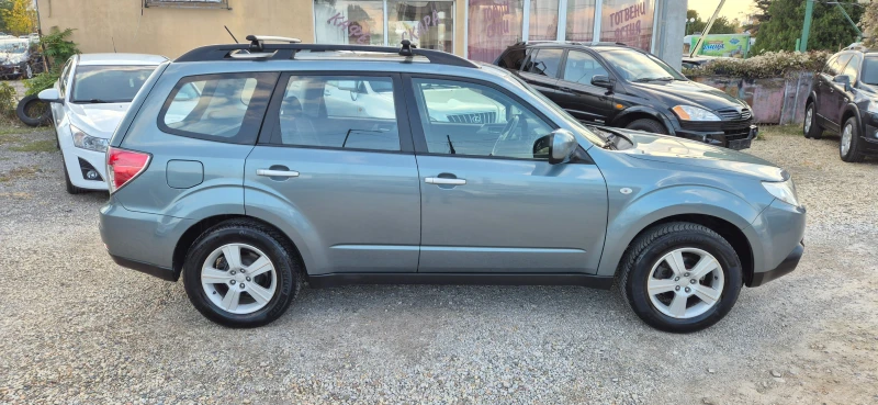 Subaru Forester 2.0i Bi-Fuel, снимка 3 - Автомобили и джипове - 52080358
