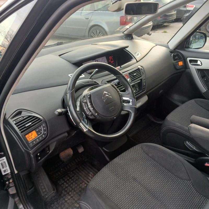Citroen C4 Picasso, снимка 12 - Автомобили и джипове - 52837030