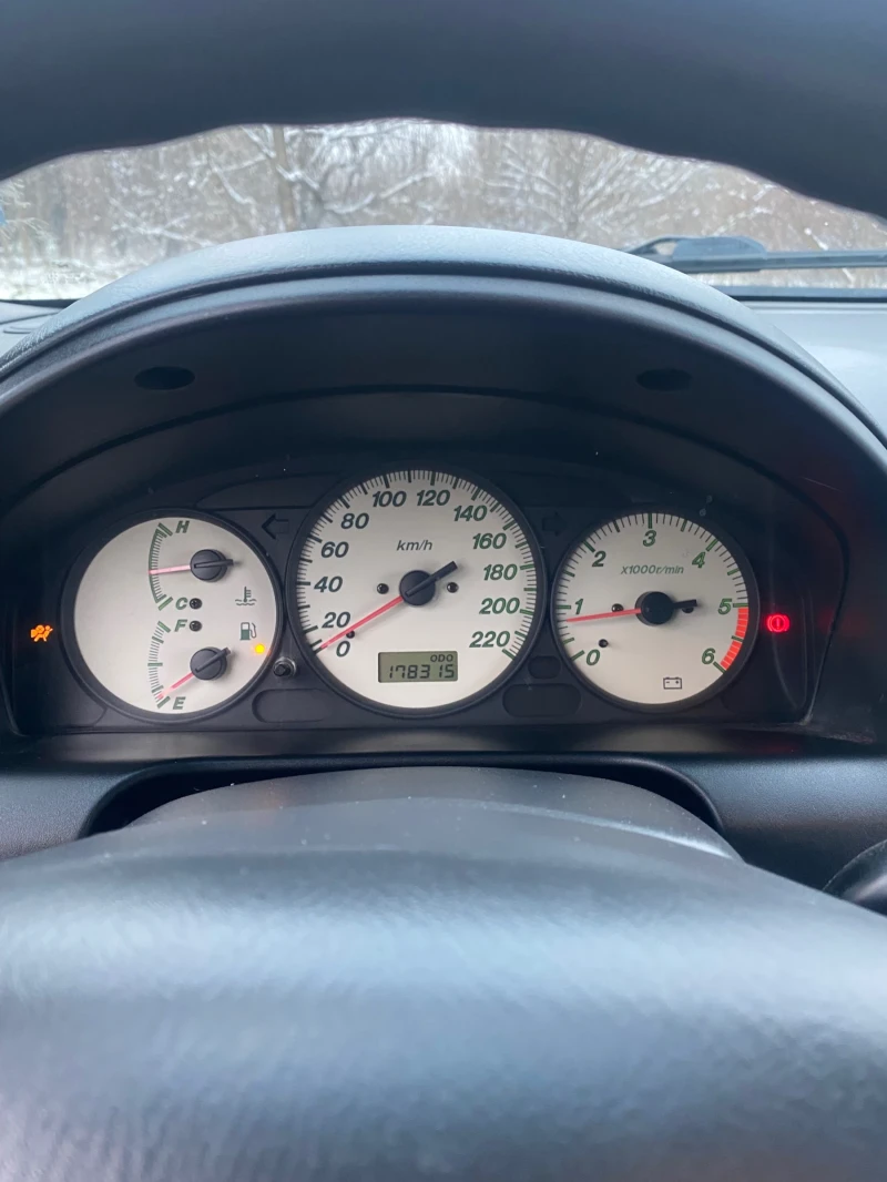 Mazda Premacy 2.0 DITD, снимка 9 - Автомобили и джипове - 53133512