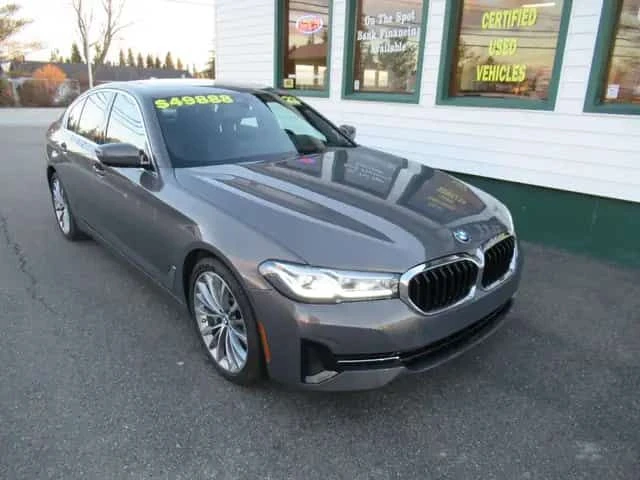 BMW 530 xDrive | PANO | ПОДГРЕВИ | СЛЕДЕНЕ НА ЛЕНТИ | 