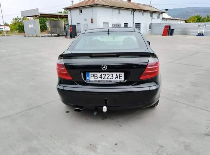 Mercedes-Benz C 180 1.8i, снимка 4 - Автомобили и джипове - 54636768