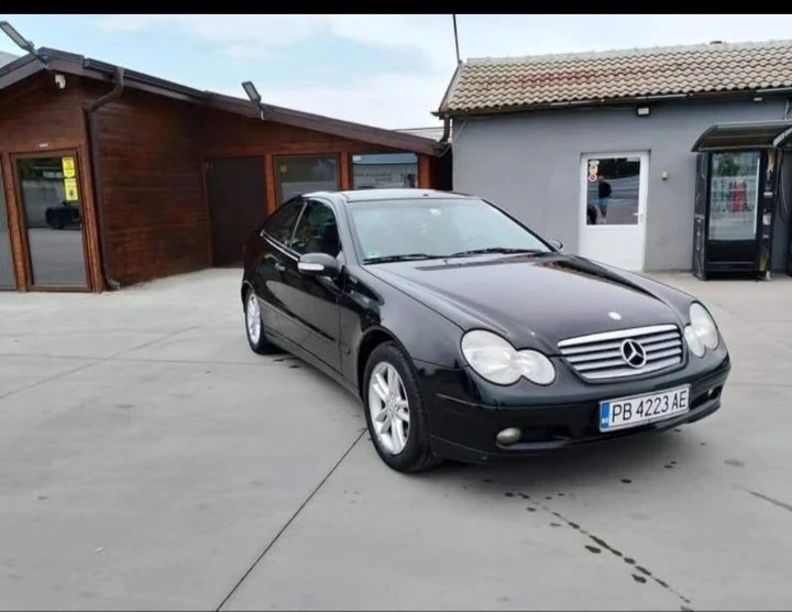Mercedes-Benz C 180 1.8i, снимка 6 - Автомобили и джипове - 54636768