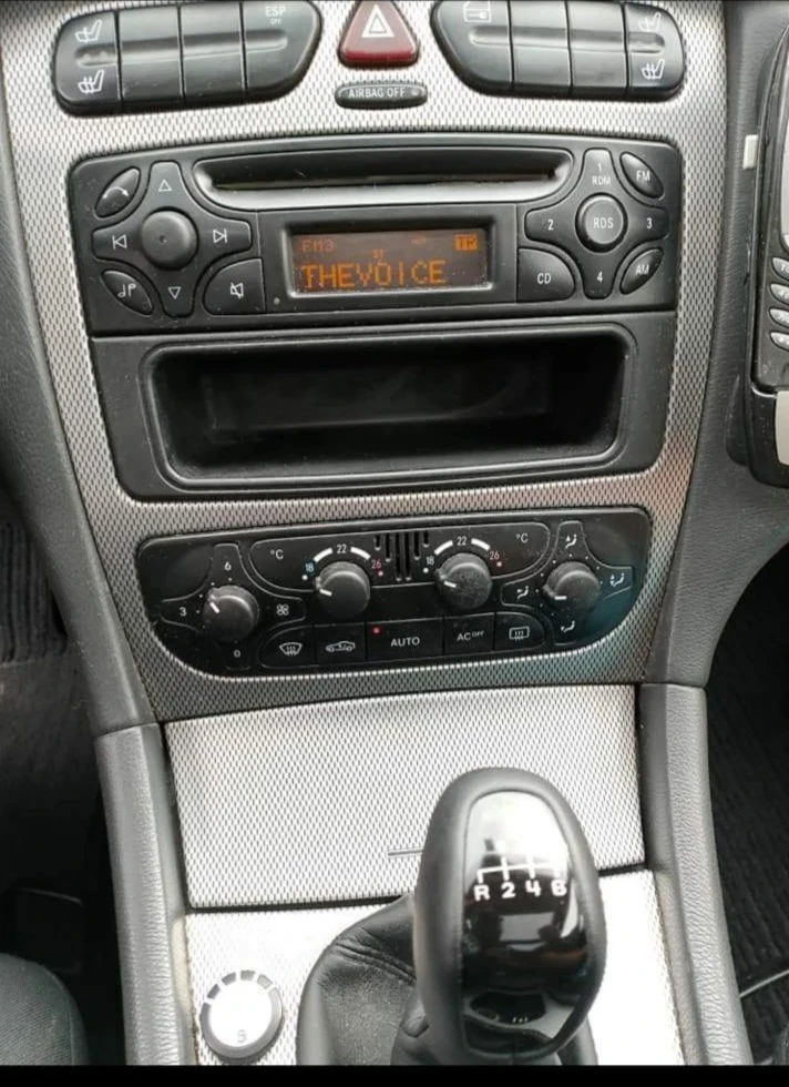 Mercedes-Benz C 180 1.8i, снимка 9 - Автомобили и джипове - 54636768