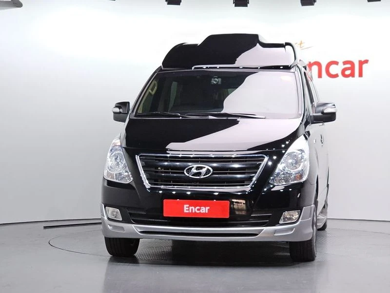 Hyundai Starex 2.5 Automatic, снимка 3 - Автомобили и джипове - 55948970