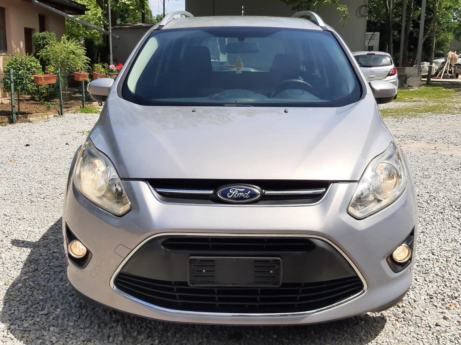 Ford Grand C-Max 2.0TDCi АВТОМАТИК 7места - изображение 2