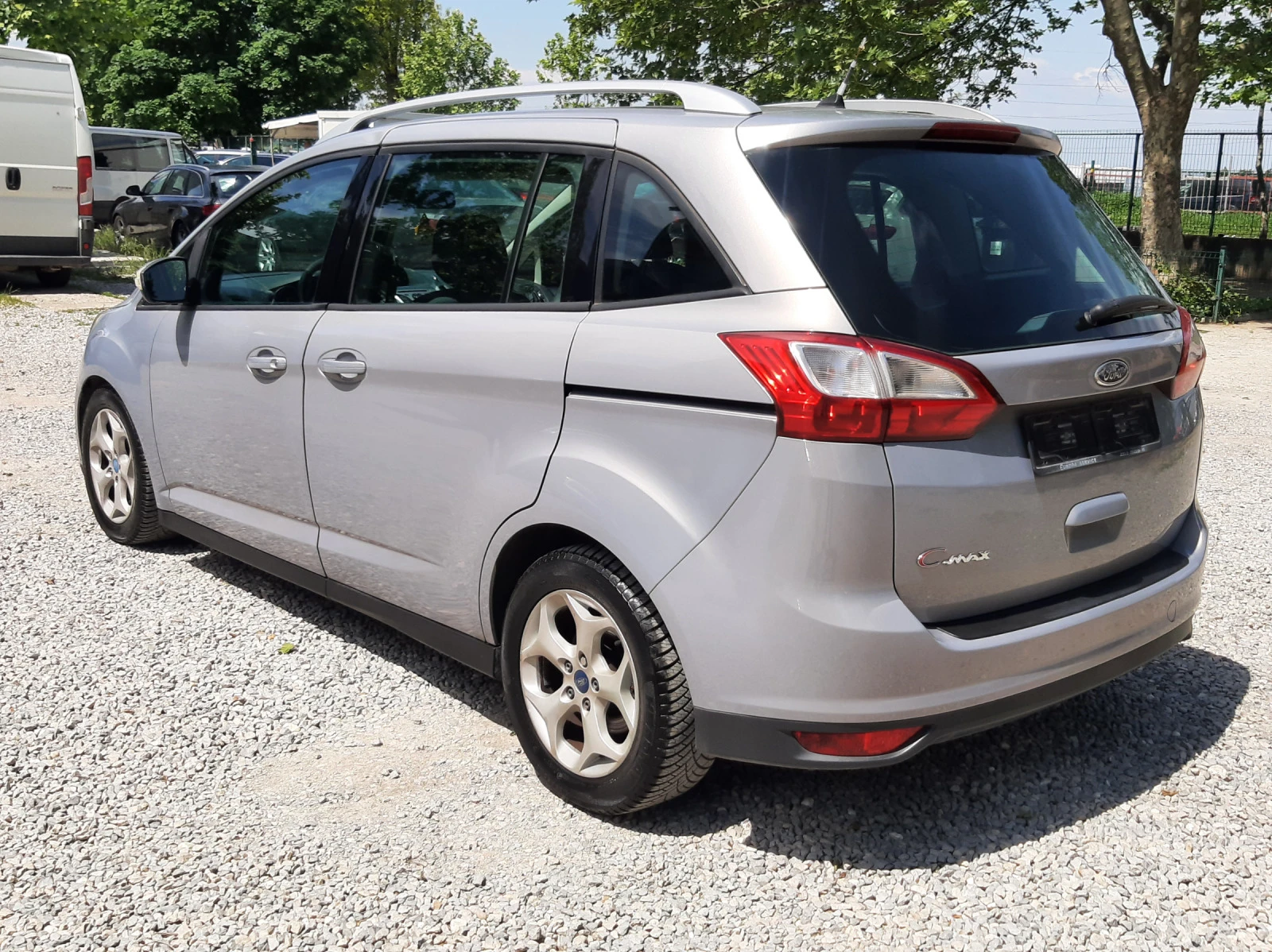 Ford Grand C-Max 2.0TDCi АВТОМАТИК 7места - изображение 6