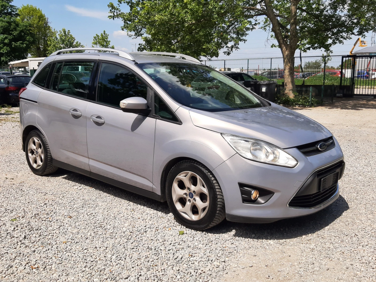 Ford Grand C-Max 2.0TDCi АВТОМАТИК 7места - изображение 3