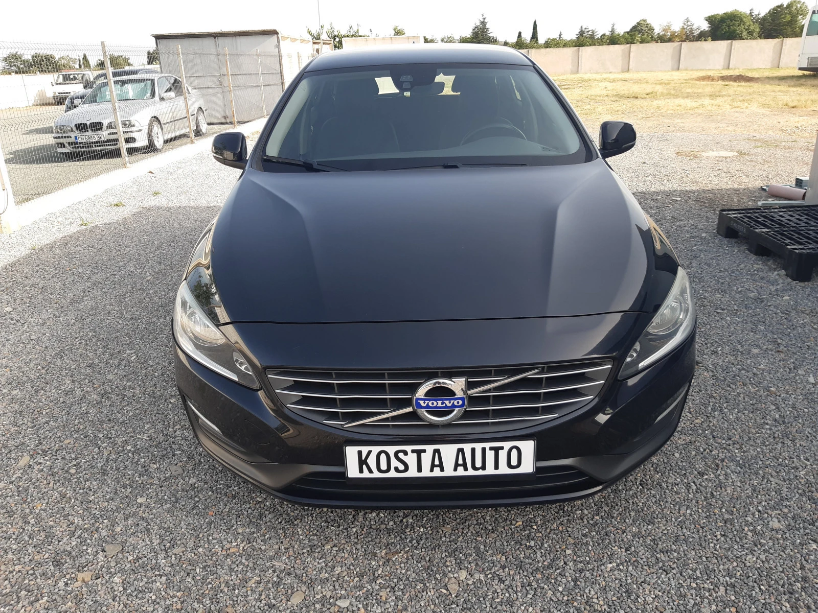 Volvo V60 2.0/181к.с КАТО НОВА  - изображение 2