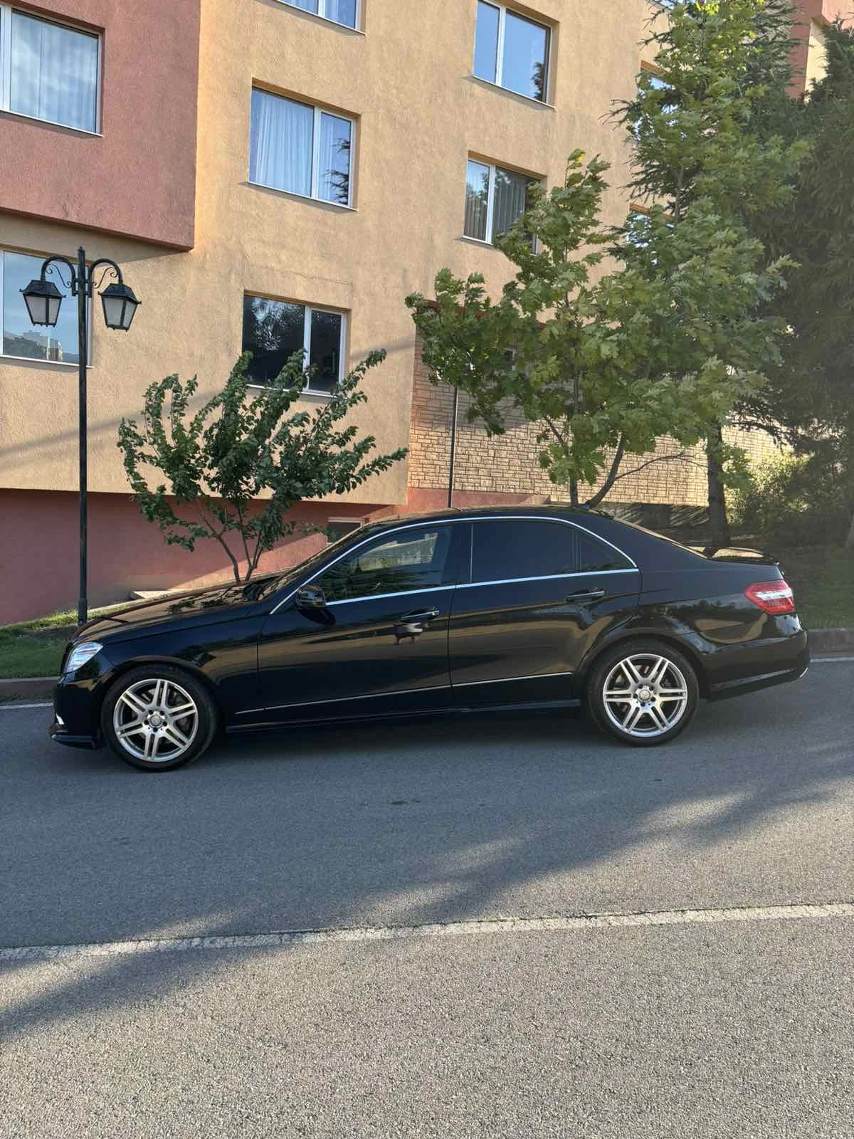 Mercedes-Benz E 500 AMG/Distronic/Масаж/Обдухване/ГАЗ - изображение 7